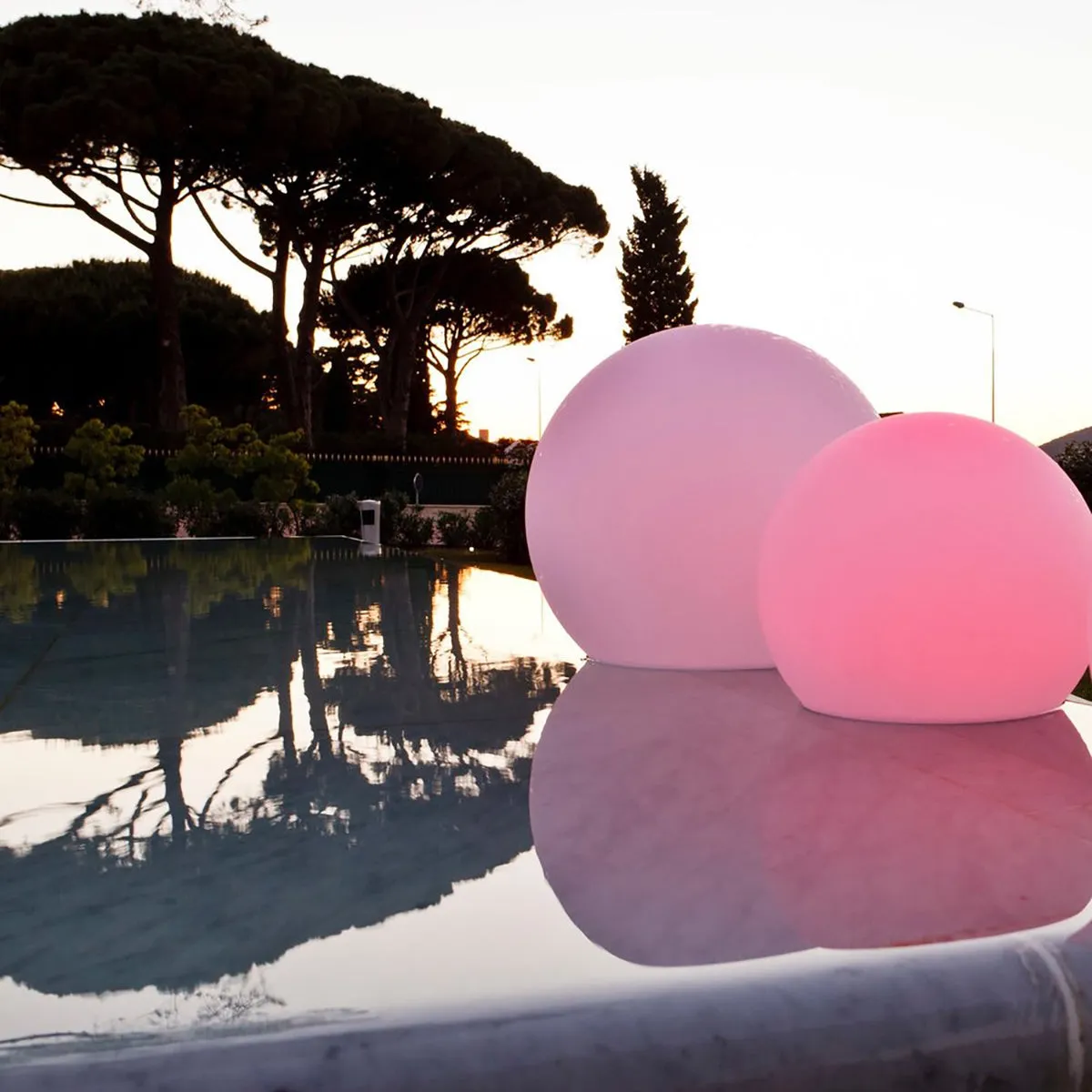 Ball Outdoor Bluetooth LED Lamp